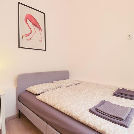 Joseph Boulevard Apartment - 3Bdr, 2Bath, 8Ppl 布达佩斯 外观 照片