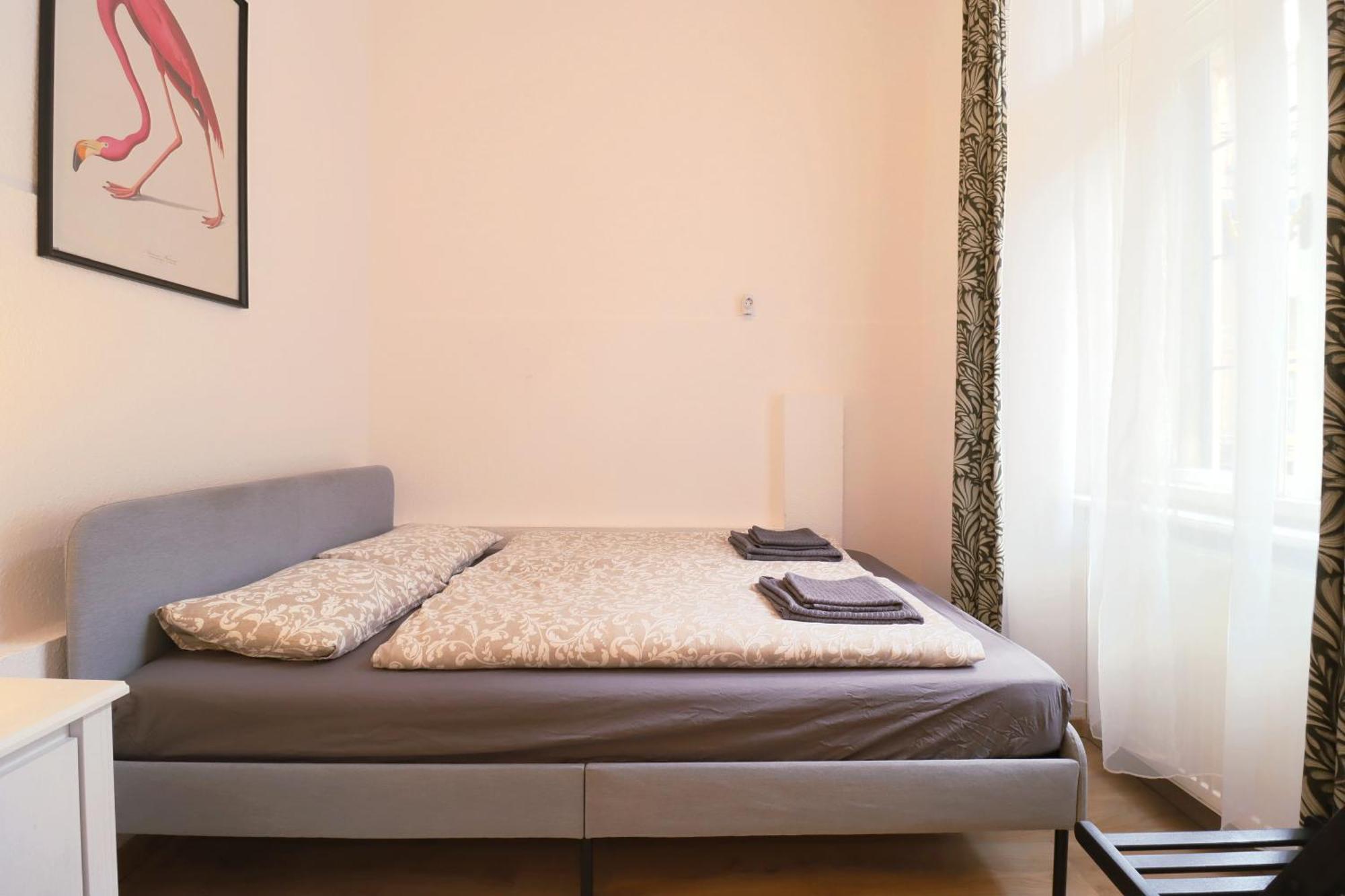 Joseph Boulevard Apartment - 3Bdr, 2Bath, 8Ppl 布达佩斯 外观 照片
